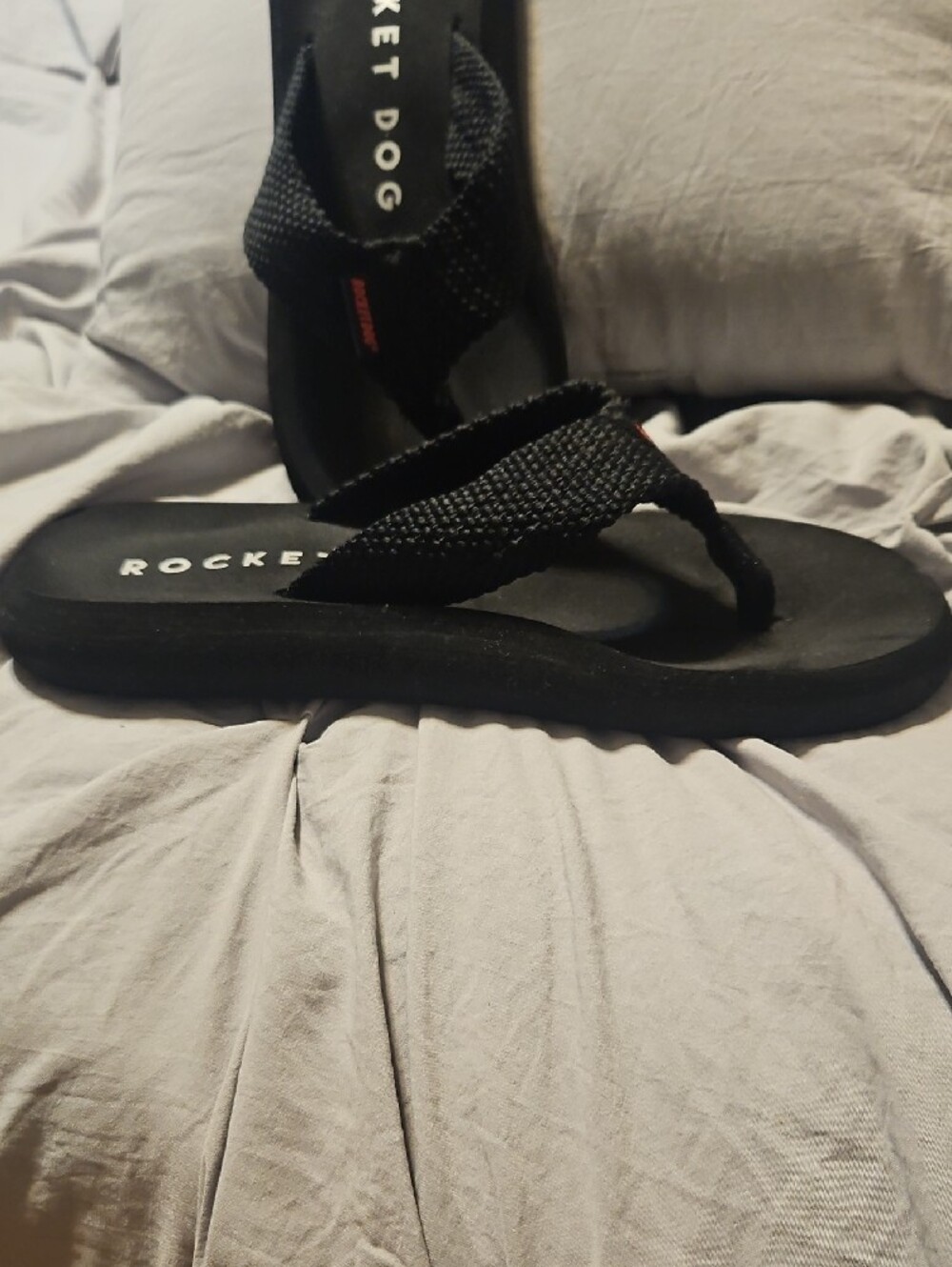 Rocket Dog Black Woven Wedge Flip Flops - Picture 2 of 4